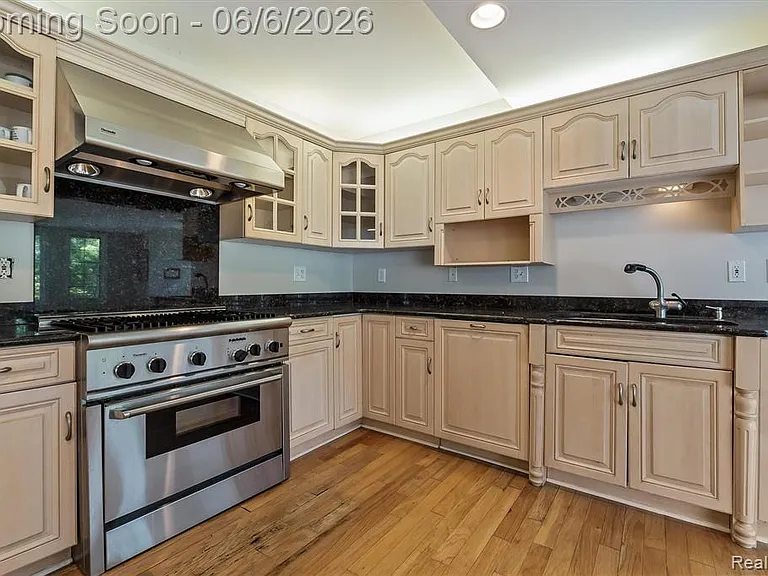 2962 Pheasant Ring Dr — Photo 54