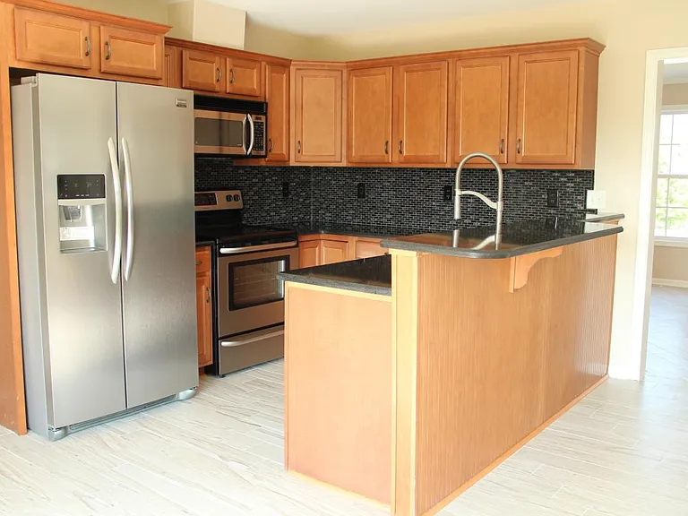 Stunning kitchen.