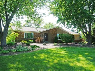 W322S1707 Moraine View Dr, Delafield, WI 53018