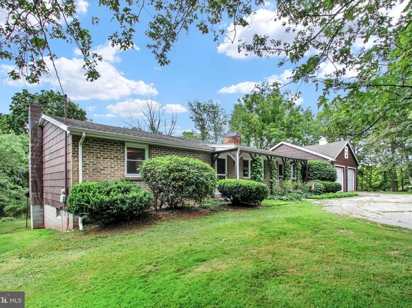 5703 Susquehanna Trl, Manchester, PA 17345