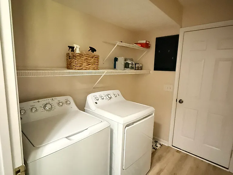 4816 N Ashcroft Ln — Photo 5