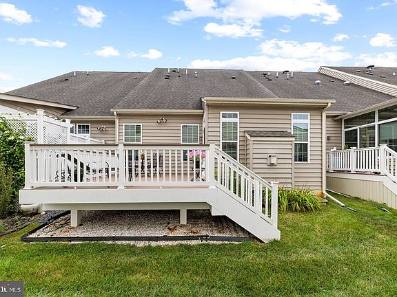 2nd image of 331 Tufton Cir