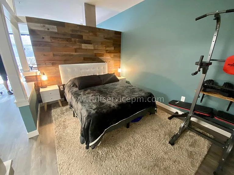 303 E Pike St #605 — Photo 15