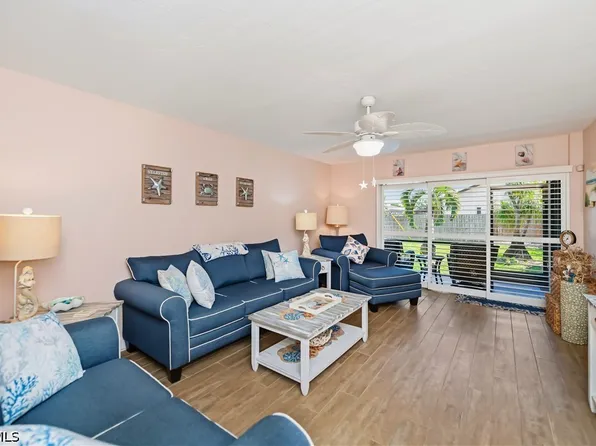 5255 Coronado Pkwy APT 4, Cape Coral, FL 33904