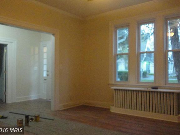 3rd image of 3 Saint Timothys Ln APT 1