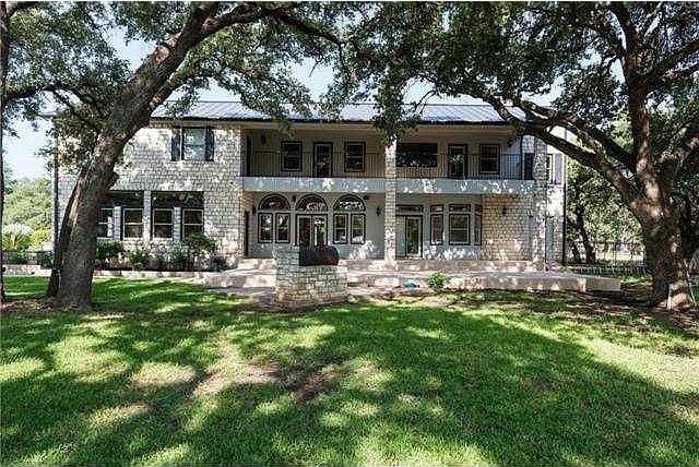 1st image of 1805 Great Oaks Dr