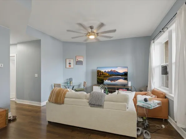 4763 N Lincoln Ave APT 2R, Chicago, IL 60625