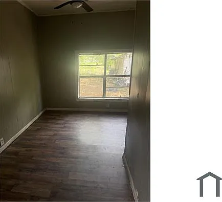 3158 Lillian St — Photo 2
