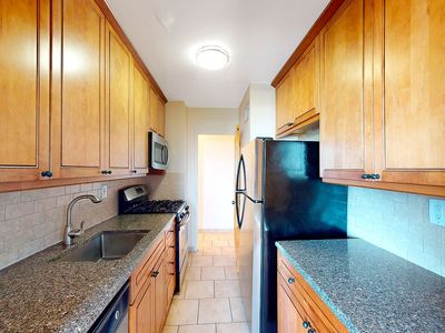 39-65 52nd St #7D, Queens, NY, 11377