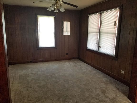 2nd image of 8977 N Valley Pike