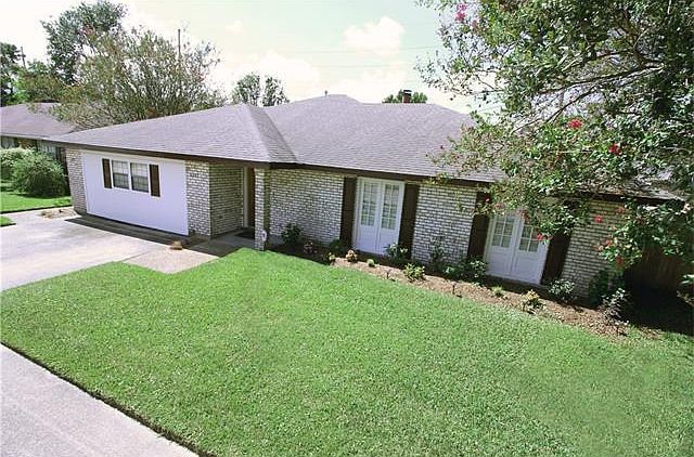 1st image of 4025 Lake Trail Dr