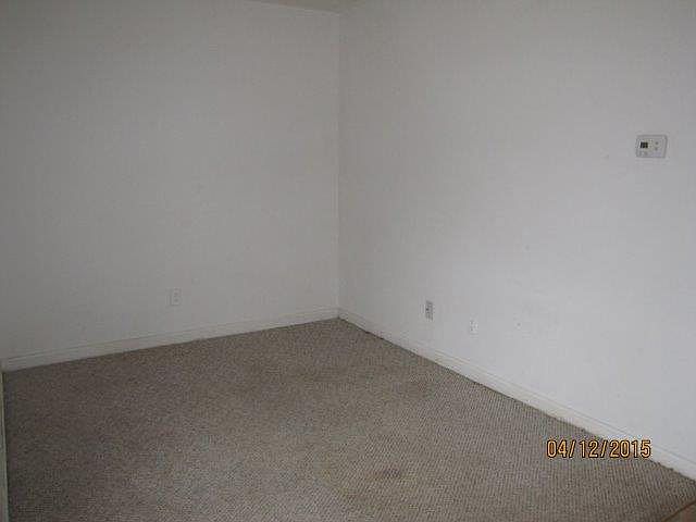 2nd image of 950954 Woodbine Dr