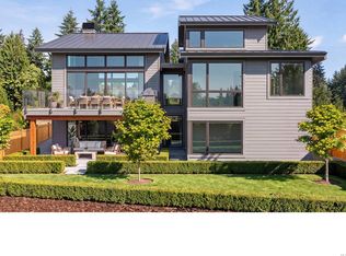 135 Sunningdale Rd W, Qualicum Beach, BC V9K1K7