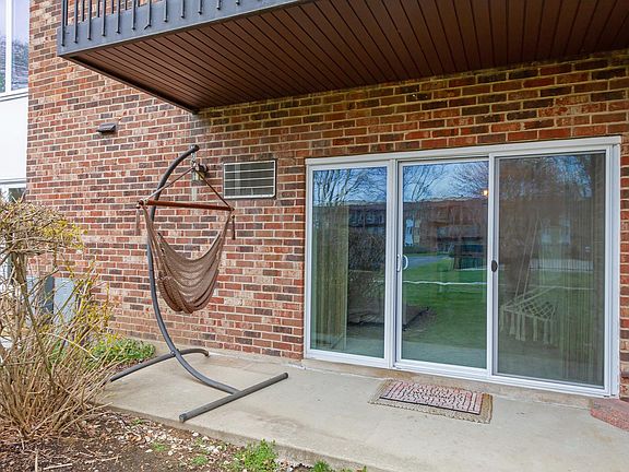 5th image of 1053 W Ogden Ave #3-145