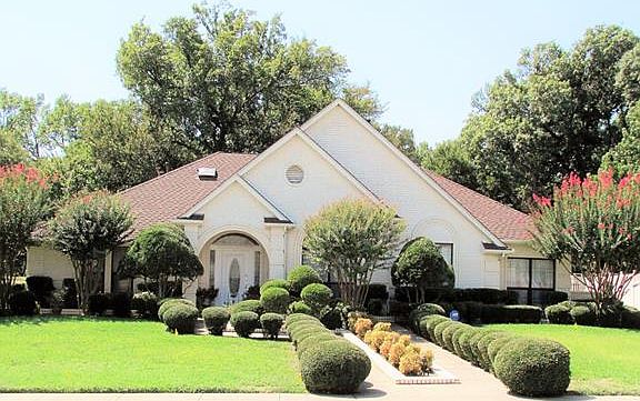 2nd image of 1452 Mosslake Dr