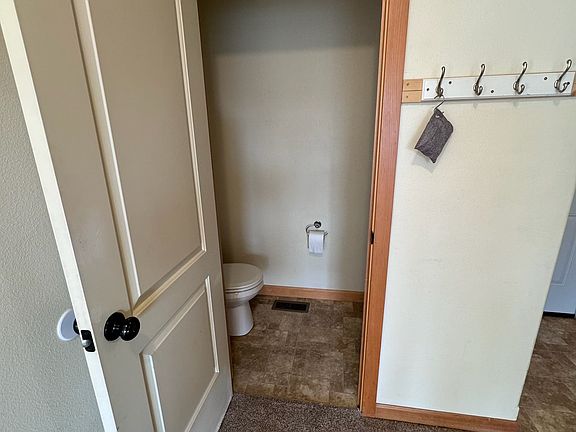 2nd image of 376 Adeline Dr