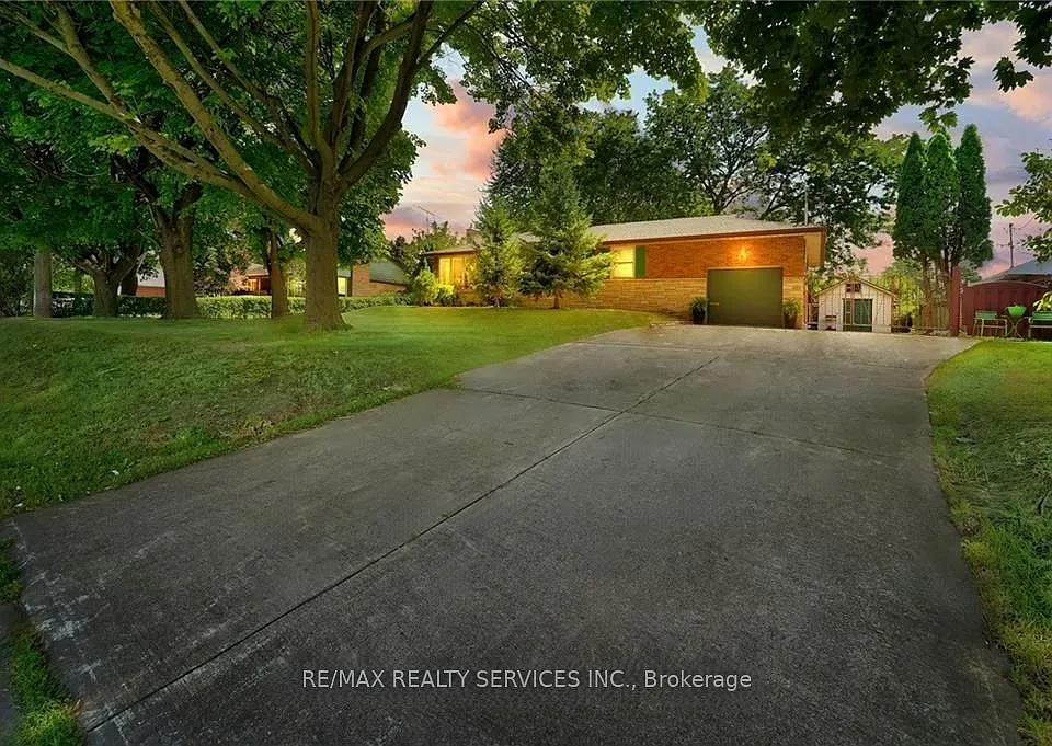 68 Rymal Rd E