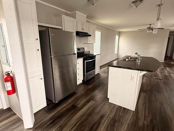3rd image of 2835 S Wagner Rd Unit 196