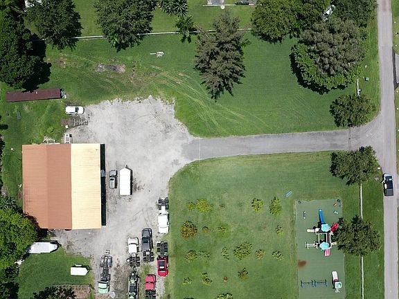 4th image of 15730 SW 56th Street