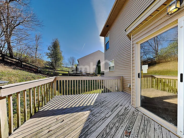 6908 Lucia Dr — Photo 21