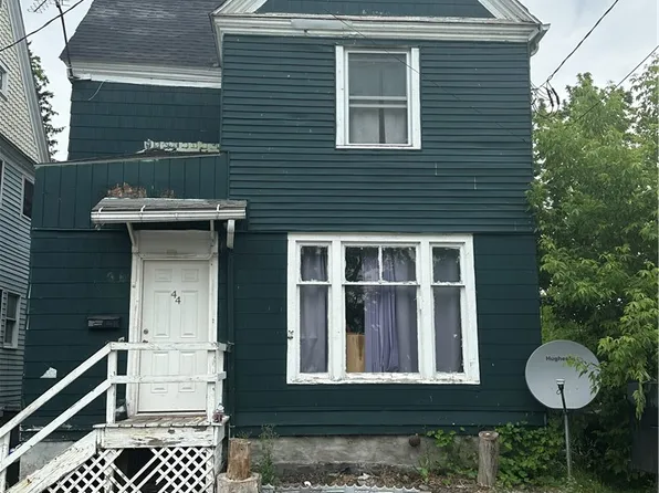 44 S Main St, Batavia, NY 14020