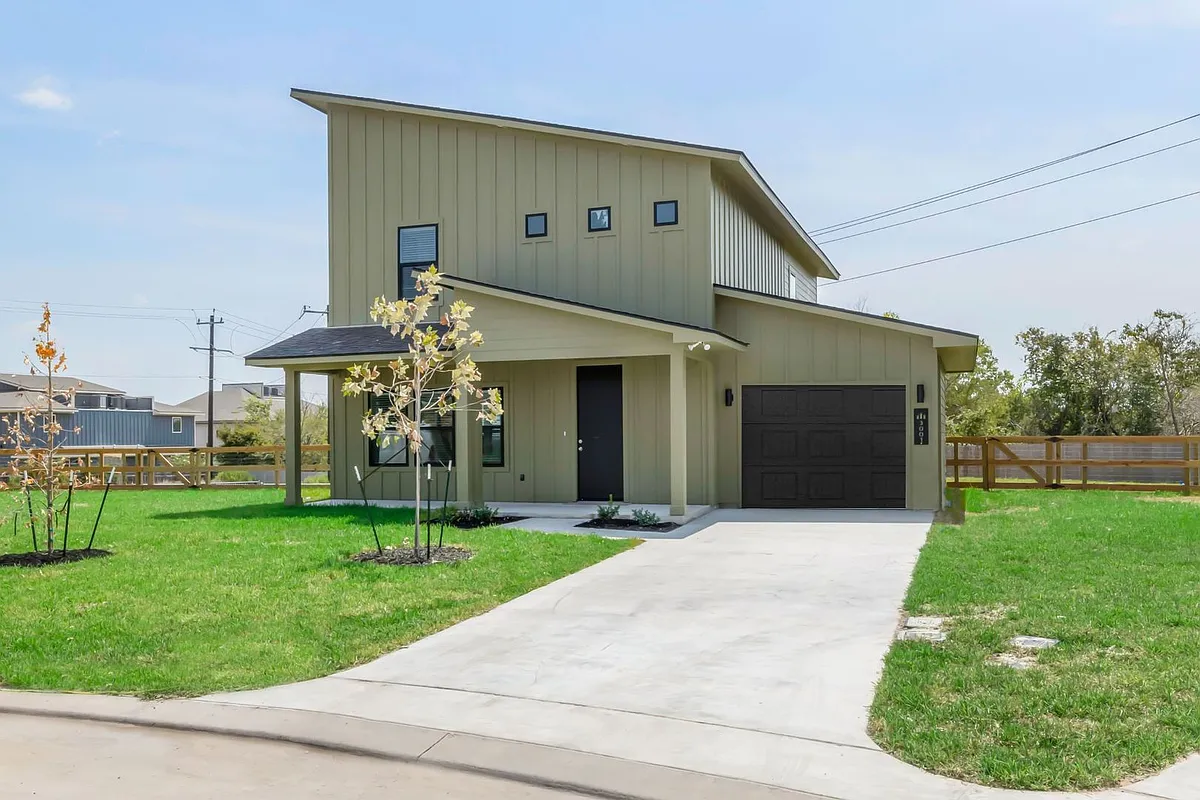 Building Photo - 3001 Alpha Wolf Ct