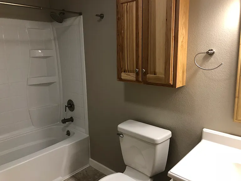 4302 Penguin St — Photo 12