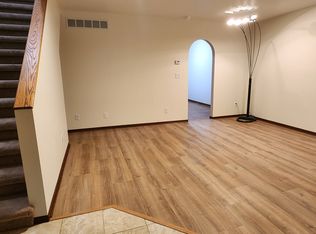 4388 Will Carleton Rd #D, Flat Rock, MI 48134