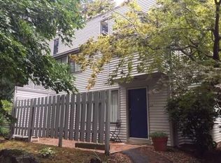 1 Talcott Forest Rd APT A, Farmington, CT 06032