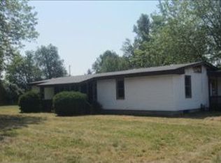 8905 Eugene St, Greenville, MI 48838