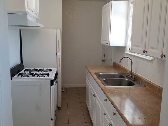 4th image of 2974 Del Paso Blvd Unit B