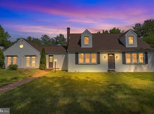 1034 Union Mill Rd, Mount Laurel, NJ 08054