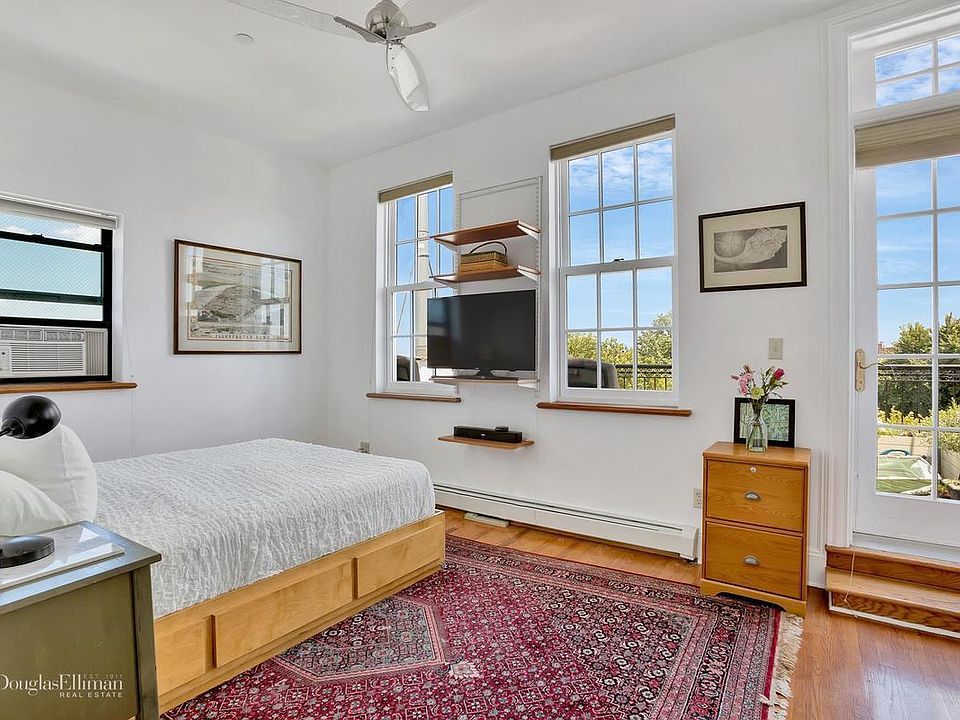 1st image of 312 Saint James Pl APT 4B