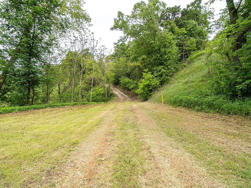 25th image of 4664 S Highway 82