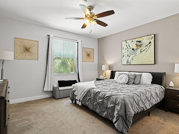 4th image of 8154 Cascada Isles Drive