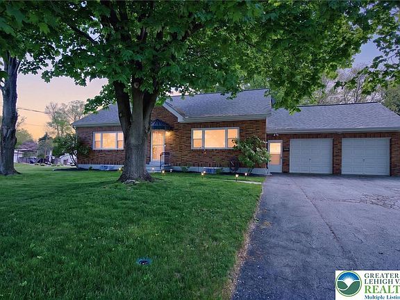 2nd image of 1445 Springhouse Rd