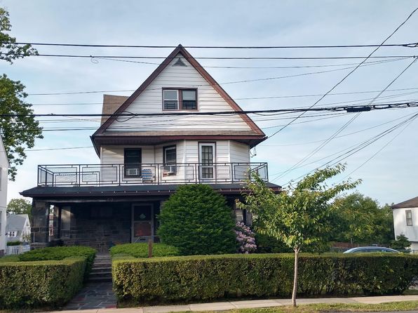 25 Broad St E APT 1