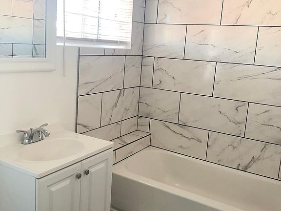 4th image of 1140 S Seaward Ave APT 2