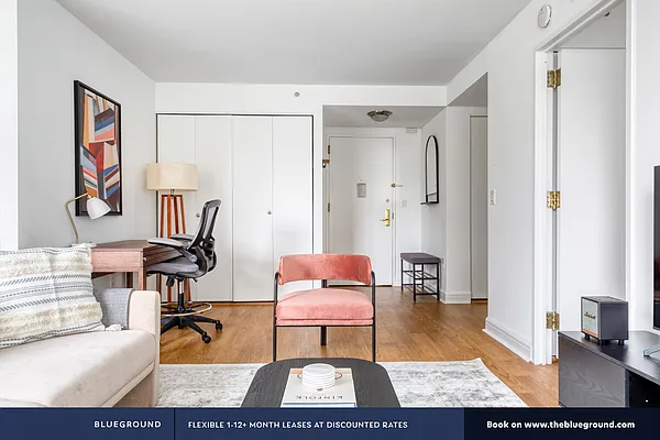 Rented by The Blueground | media 44