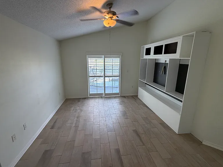 2627 Star Lake View Dr — Photo 18