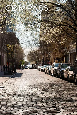 Rented by Compass | media 28