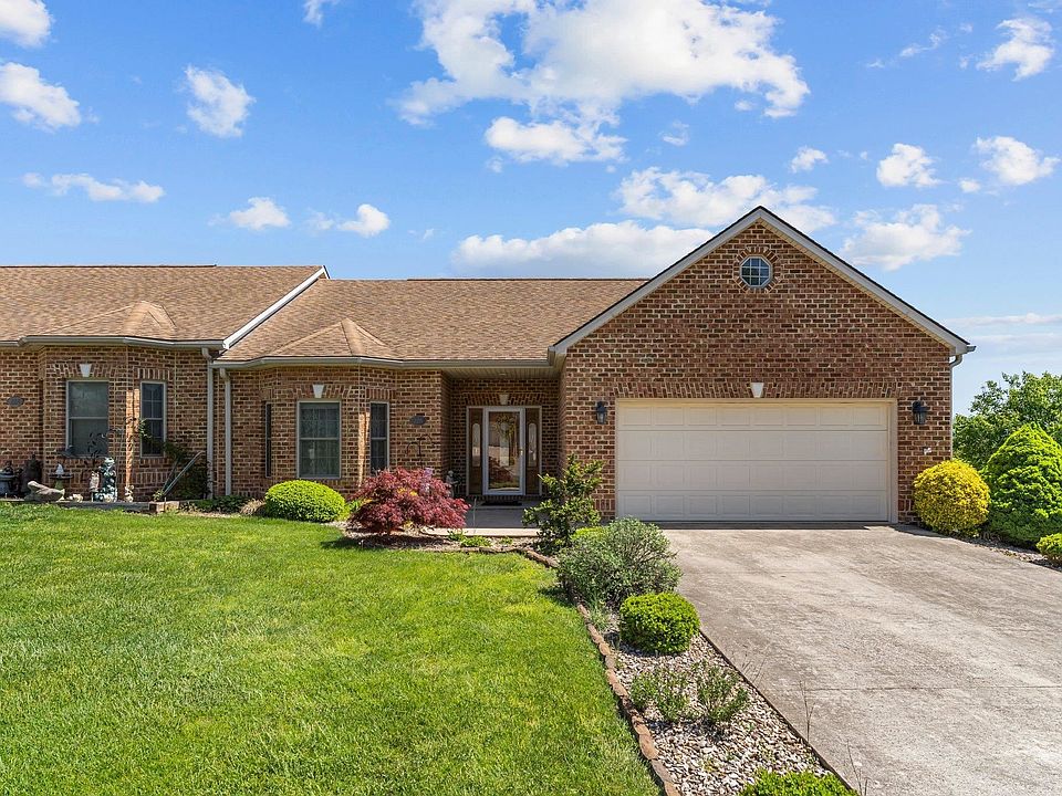 1st image of 226 Donna Dr