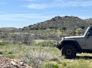 14285 S Quick Claim Trl, Mayer, AZ 86333