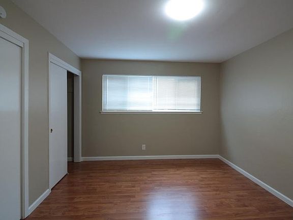 4th image of 77 N Ellsworth Ave #3