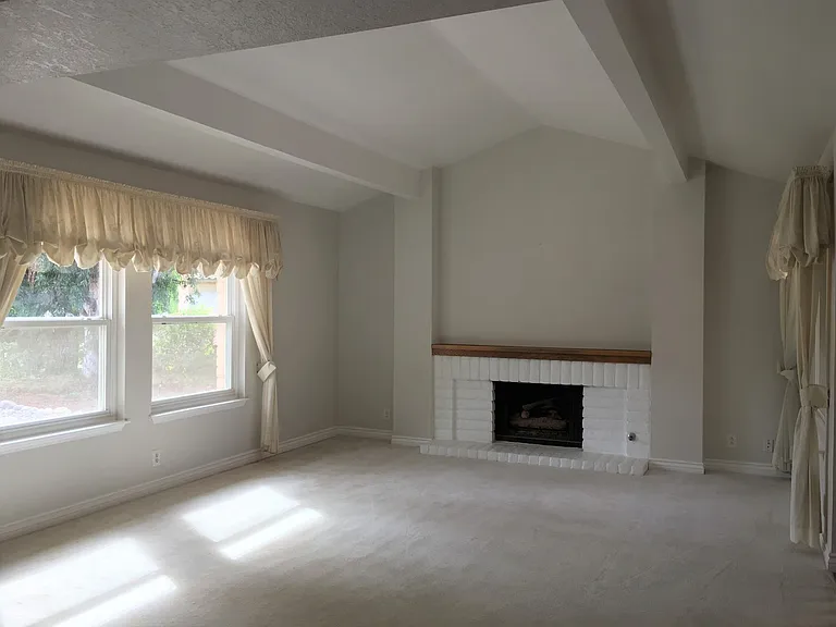 3317 Vista Rocosa — Photo 9