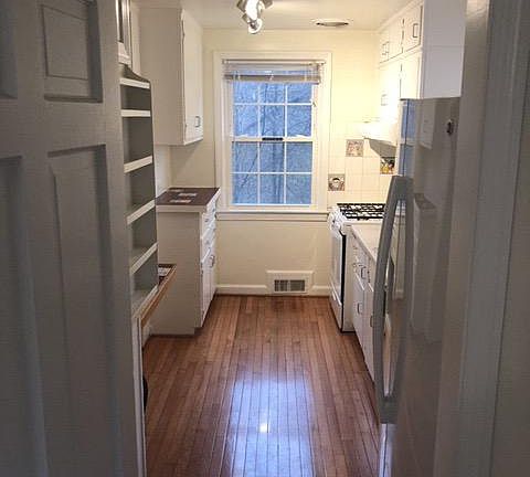 4th image of 4629 Rockwood Pkwy NW