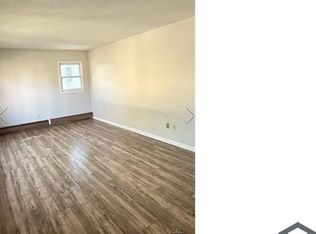94 Arch St #2, New Haven, CT 06519