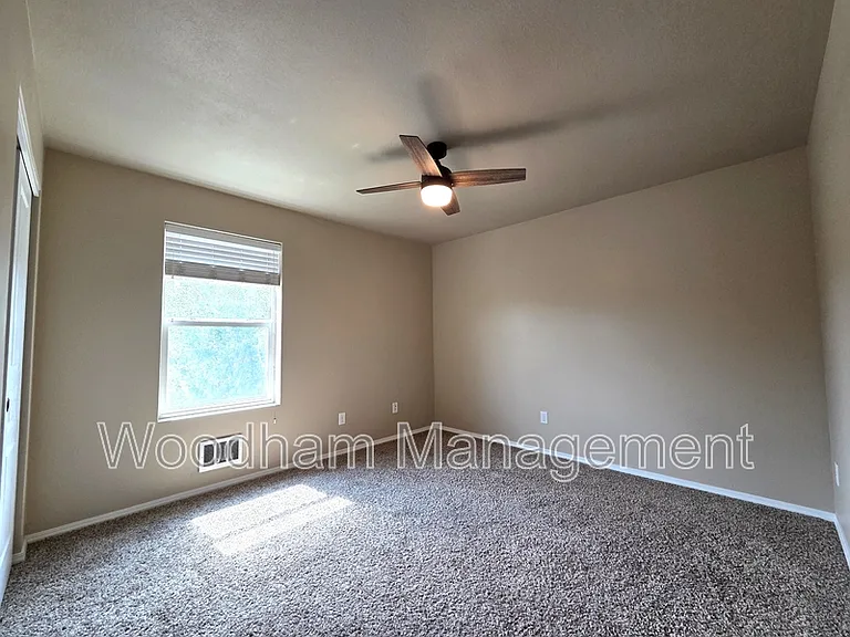 393 Water Lily Dr — Photo 15