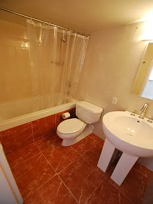 Rented by Sotheby's International Realty | media 34