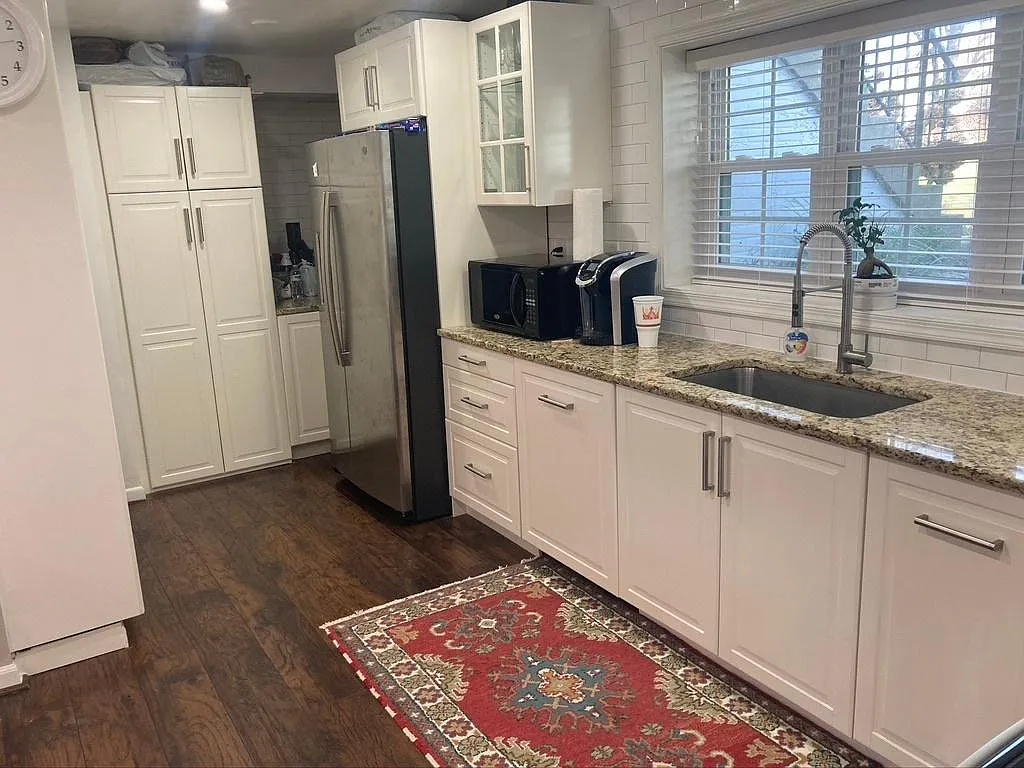1486 Orleans Ct — Photo 2